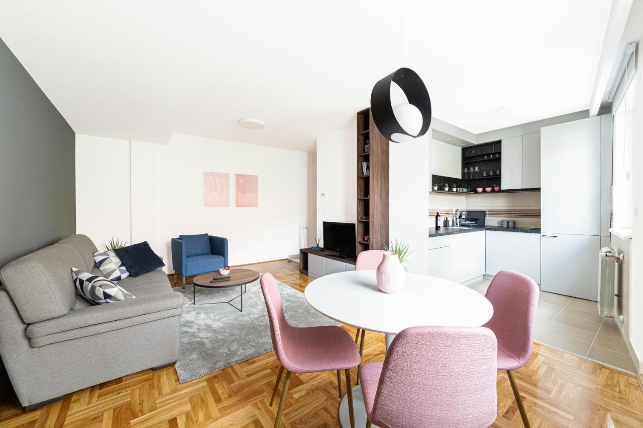 Djokic Apartments Kragujevac Dış mekan fotoğraf